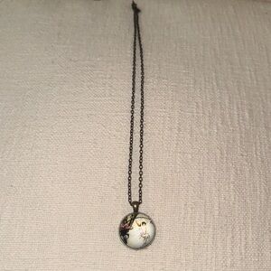 Elegant Gold Pendant Necklace